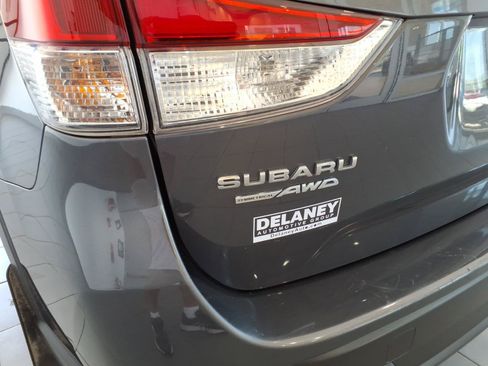 Used 2023 Subaru Forester Premium AWD/4WD image 18