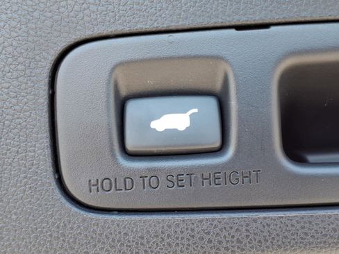 Used 2017 Honda CR-V EX-L image 16