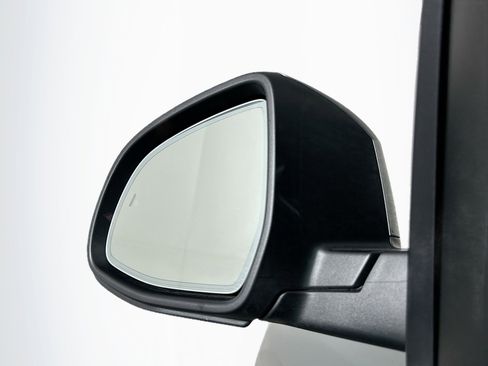 Used 2025 BMW X5 xDrive50e image 16