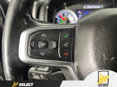 Used 2019 RAM 1500 Laramie AWD/4WD image 18