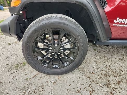 Used 2021 Jeep Wrangler Unlimited Islander image 4