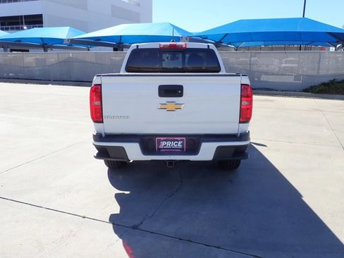 Used 2016 Chevrolet Colorado Z71 image 3