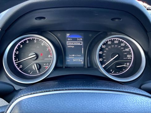 Certified 2022 Toyota Camry LE image 25