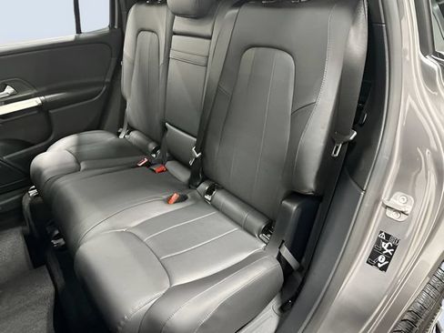 Certified 2023 Mercedes-Benz GLB 250 4MATIC image 30