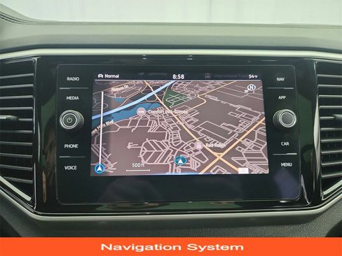 Used 2021 Volkswagen Atlas Cross Sport SEL Premium image 16