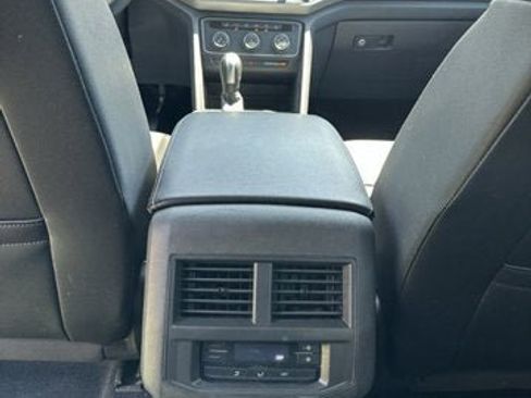Used 2022 Volkswagen Atlas SE image 12