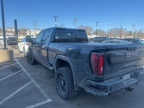 Used 2021 GMC Sierra 3500 Denali w/ Denali Ultimate Package image 9