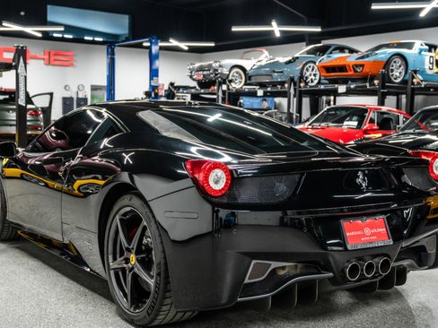 Used 2012 Ferrari 458 Italia Coupe image 6