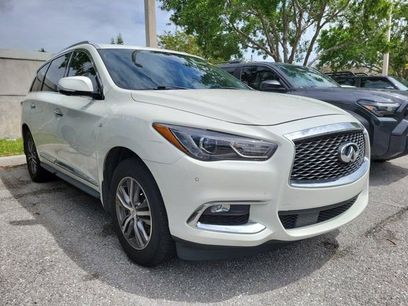 Used 2019 INFINITI QX60 Luxe w/ Essential Package