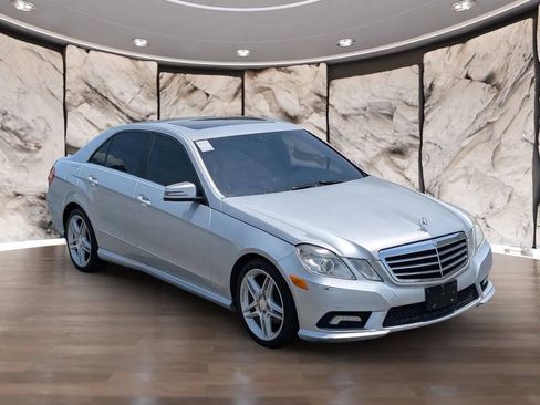 Used 2011 Mercedes-Benz E 350 4MATIC Sedan image 18