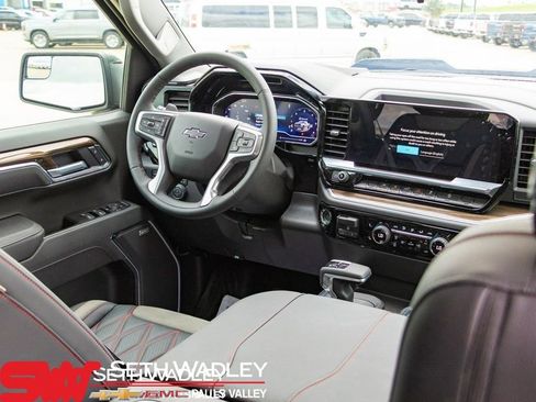 New 2025 Chevrolet Silverado 1500 LT Trail Boss w/ Convenience Package II AWD/4WD image 30