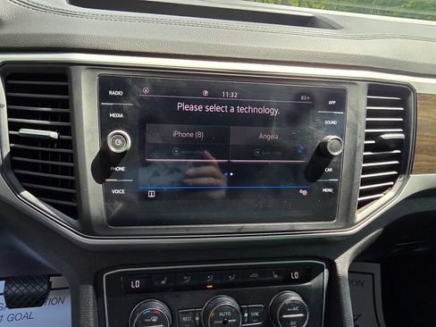 Used 2021 Volkswagen Atlas SE FWD image 30