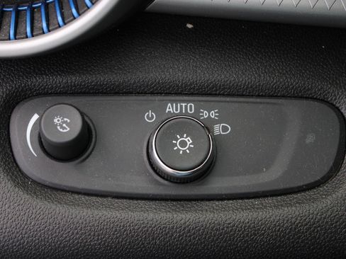 Used 2024 Chevrolet Trax LS FWD image 10