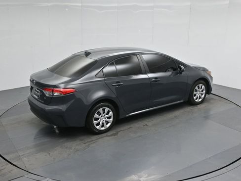 Used 2024 Toyota Corolla LE image 40