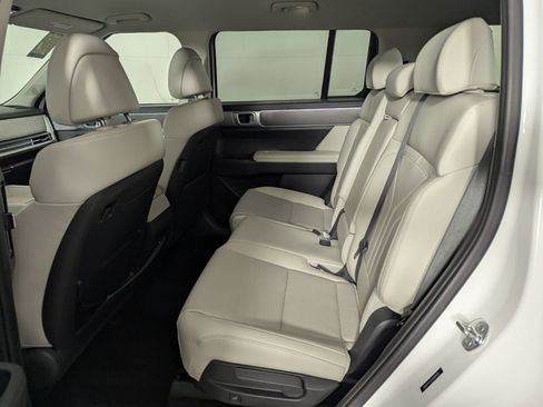 Used 2025 Hyundai Santa Fe SEL image 23