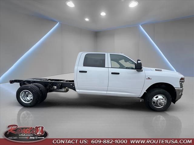 New 2026 RAM 3500 Tradesman w/ Chrome Appearance Group A AWD/4WD image 5