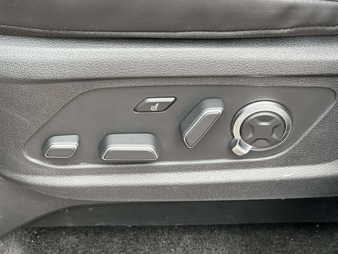 Used 2025 Hyundai Palisade Calligraphy AWD/4WD image 17