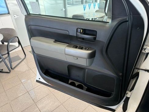 Used 2012 Toyota Tundra 2WD Double Cab w/ Convenience Pkg image 19