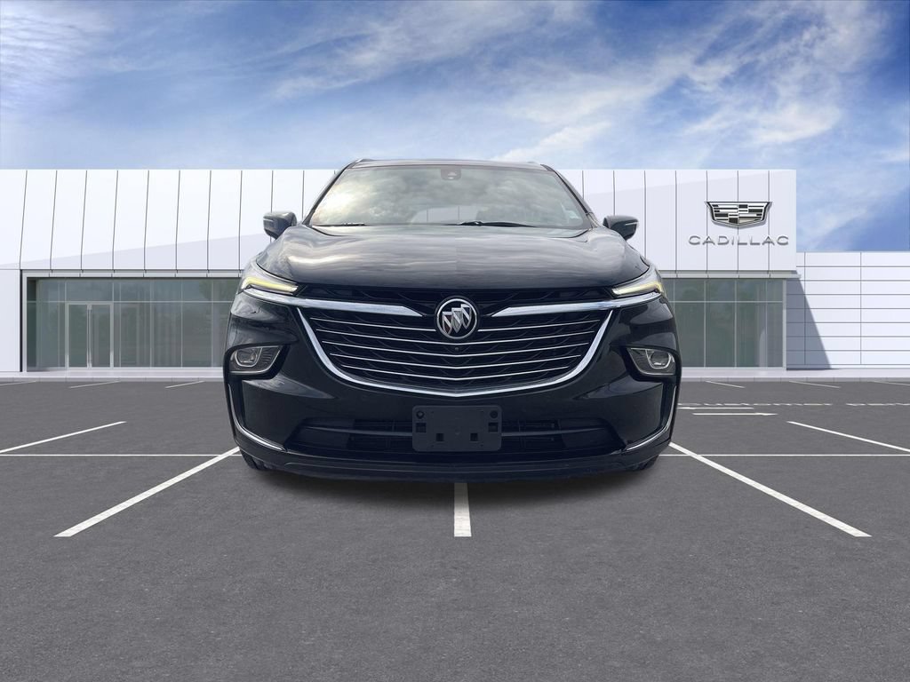 Used 2024 Buick Enclave Premium AWD/4WD image 3
