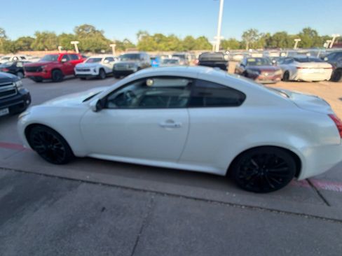Used 2011 INFINITI G37 Journey w/ Premium Pkg RWD image 5