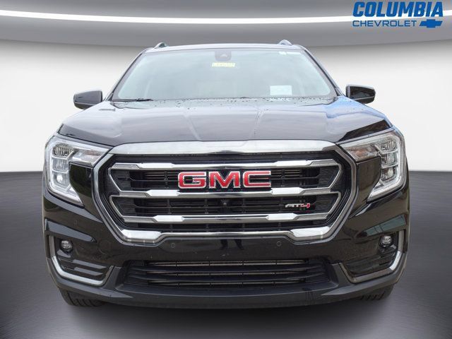 Used 2024 GMC Terrain AT4 w/ Infotainment Package II AWD/4WD image 7