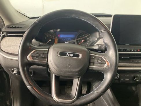 Used 2022 Jeep Compass Latitude w/ Convenience Group image 11