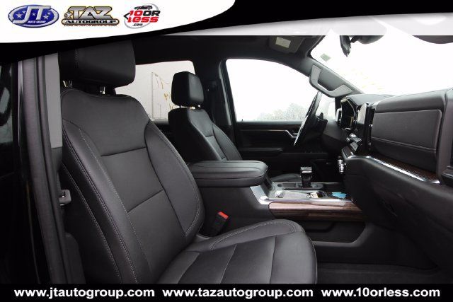 Used 2023 GMC Sierra 1500 Elevation w/ Elevation Premium Package AWD/4WD image 6