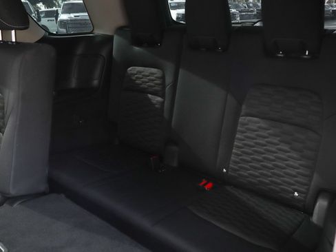 Used 2022 Nissan Pathfinder SV FWD image 38