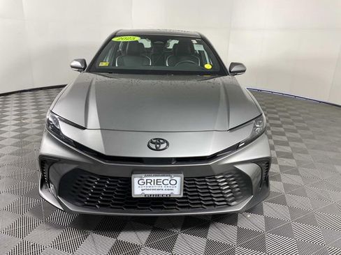 Used 2025 Toyota Camry SE w/ Convenience Package AWD/4WD image 3