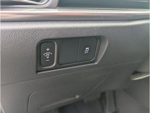 New 2025 Kia Sorento LX image 17