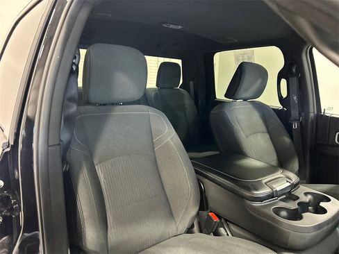 Used 2024 RAM 2500 Big Horn w/ Night Edition image 33