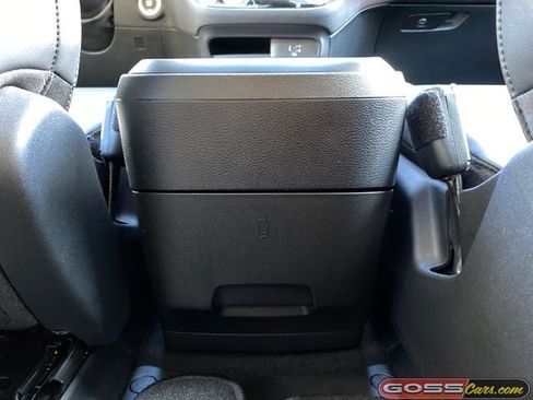 New 2026 Chrysler Pacifica Select image 21