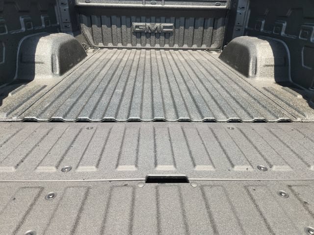 New 2026 GMC Sierra 1500 AT4 w/ Technology Package AWD/4WD image 21