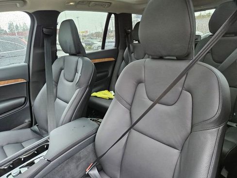 Used 2023 Volvo XC90 T8 Plus w/ Protection Package Premier image 14