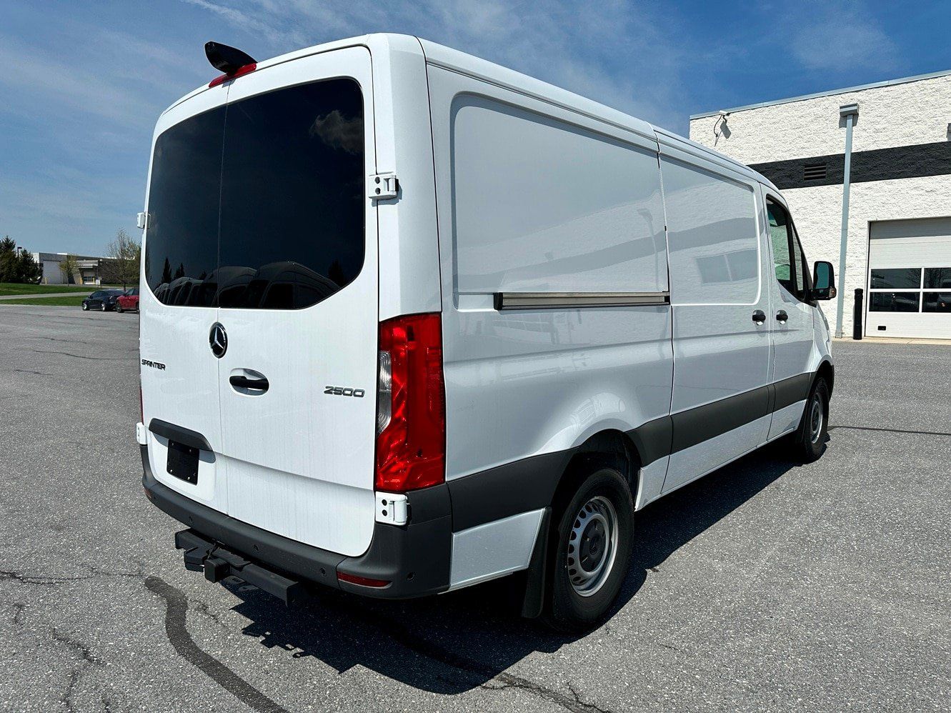 Used 2025 Mercedes-Benz Sprinter 2500 image 4
