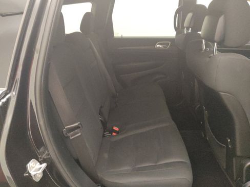 Used 2016 Jeep Grand Cherokee Laredo w/ Quick Order Package 23E AWD/4WD image 19