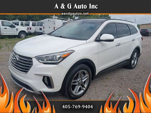 Used 2017 Hyundai Santa Fe FWD image 1