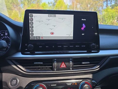 Used 2024 Kia Forte GT-Line w/ GT-Line Premium Package image 36