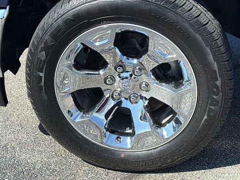 Used 2022 RAM 1500 Big Horn AWD/4WD image 9