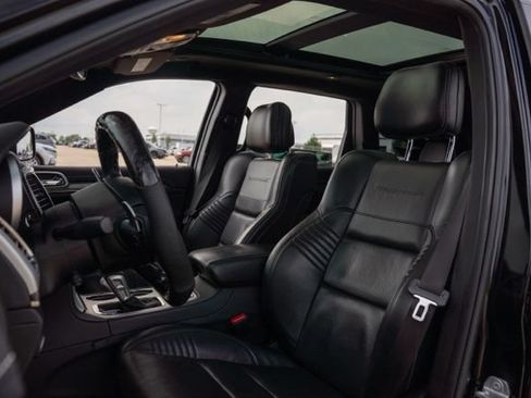 Used 2018 Jeep Grand Cherokee Trackhawk AWD/4WD image 16