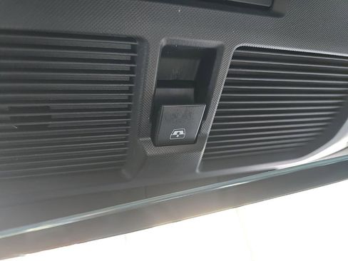 Used 2025 GMC Hummer EV 3X image 79