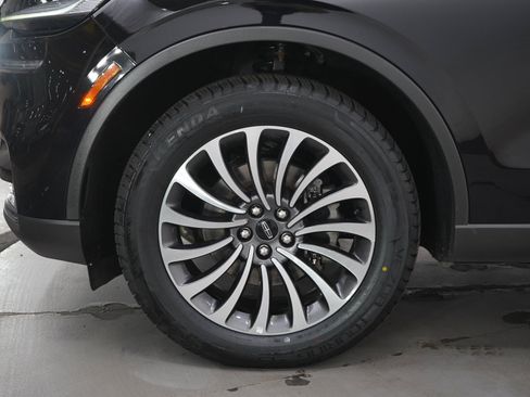 Used 2022 Lincoln Aviator Reserve w/ Class IV Trailer Tow Package AWD/4WD image 31