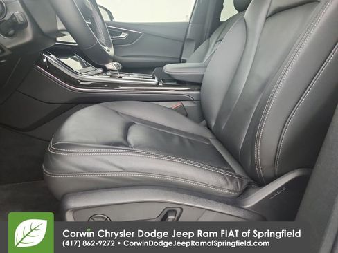 Used 2025 Audi Q7 3.0T Premium Plus image 20