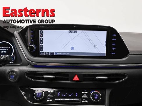 Used 2022 Hyundai Sonata Limited FWD image 12