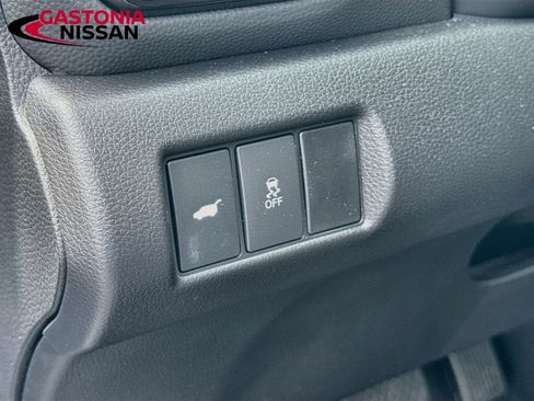 Used 2024 Honda Pilot Touring image 13