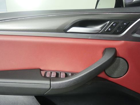 Certified 2024 BMW X3 xDrive30i w/ Premium Package image 8