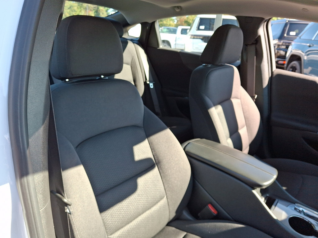 Used 2024 Chevrolet Malibu LT FWD image 13