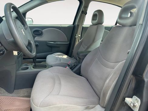Used 2004 Saturn ION Level 2 FWD image 8