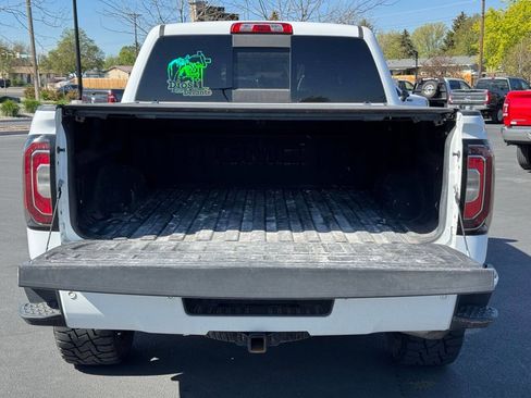 Used 2016 GMC Sierra 1500 SLT w/ All-Terrain Package AWD/4WD image 8