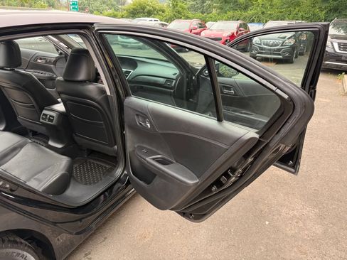 Used 2013 Honda Accord EX-L image 18